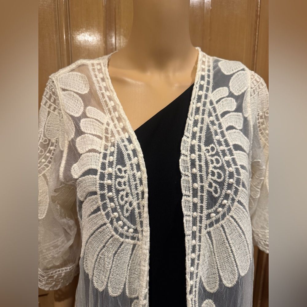 Rebellion Again White Summer Boho Giant Floral Lace Swim Coverup Sz S - Picture 6 of 8